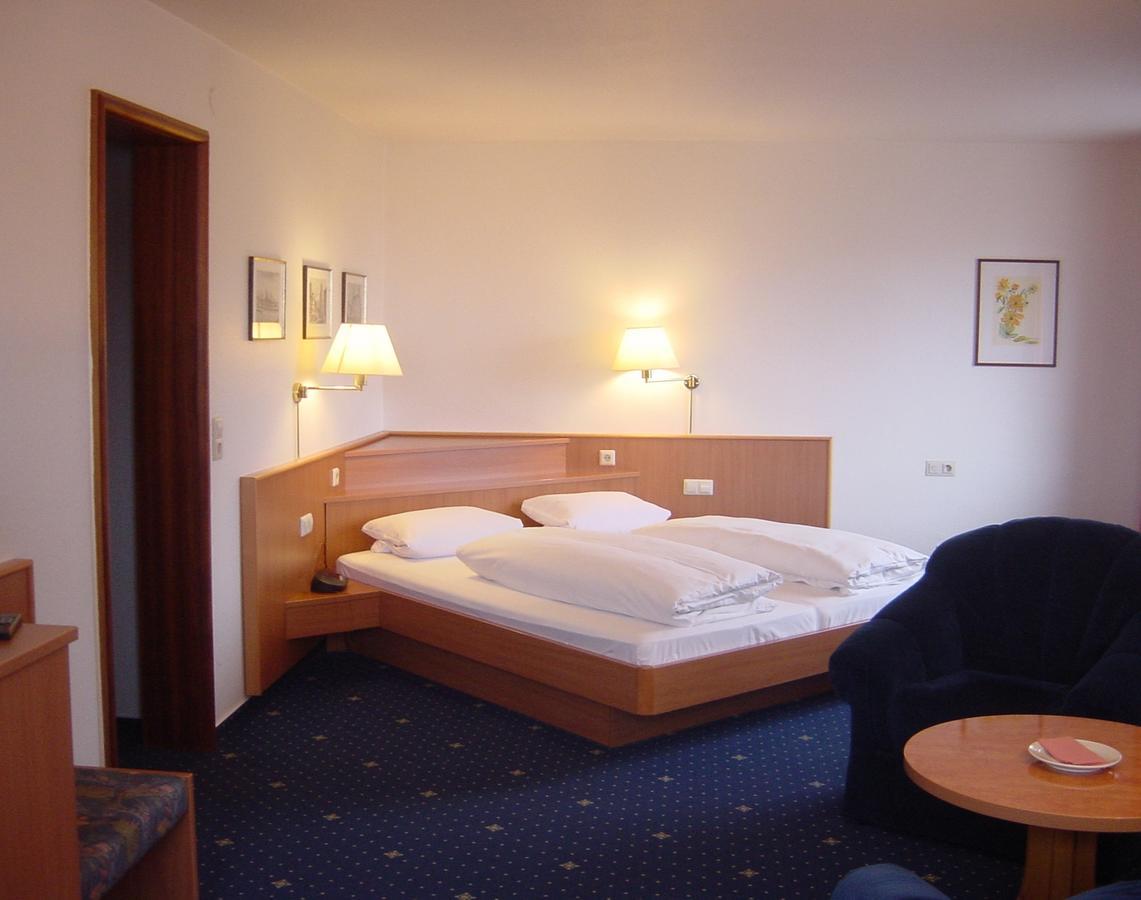 Hotel Garni Eden Meersburg Exterior photo